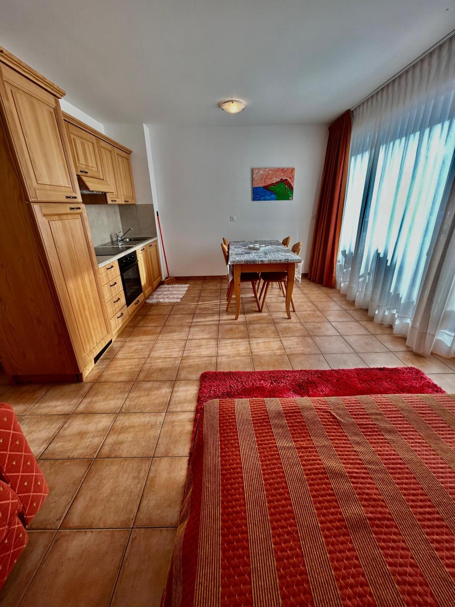 Hotel-Aparthotel Сан-Бернардино Экстерьер фото