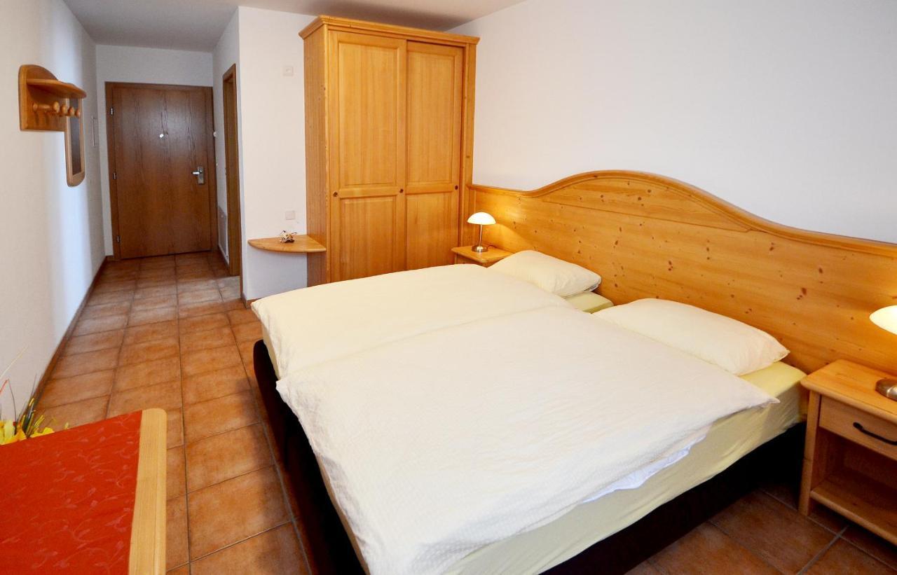 Hotel-Aparthotel Сан-Бернардино Номер фото